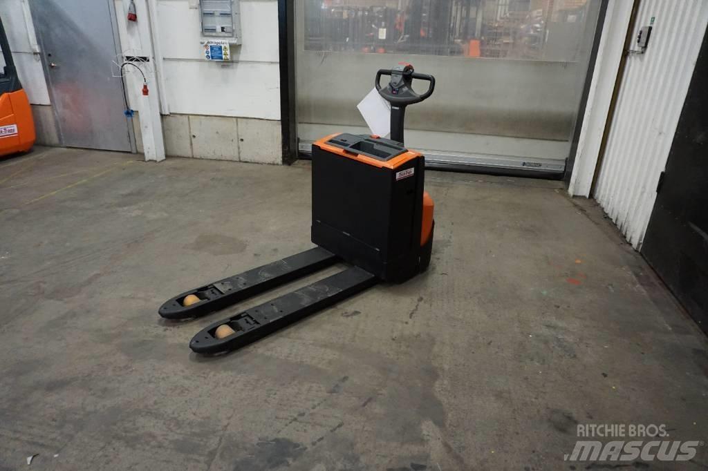 Toyota LWE180 Porta palettes