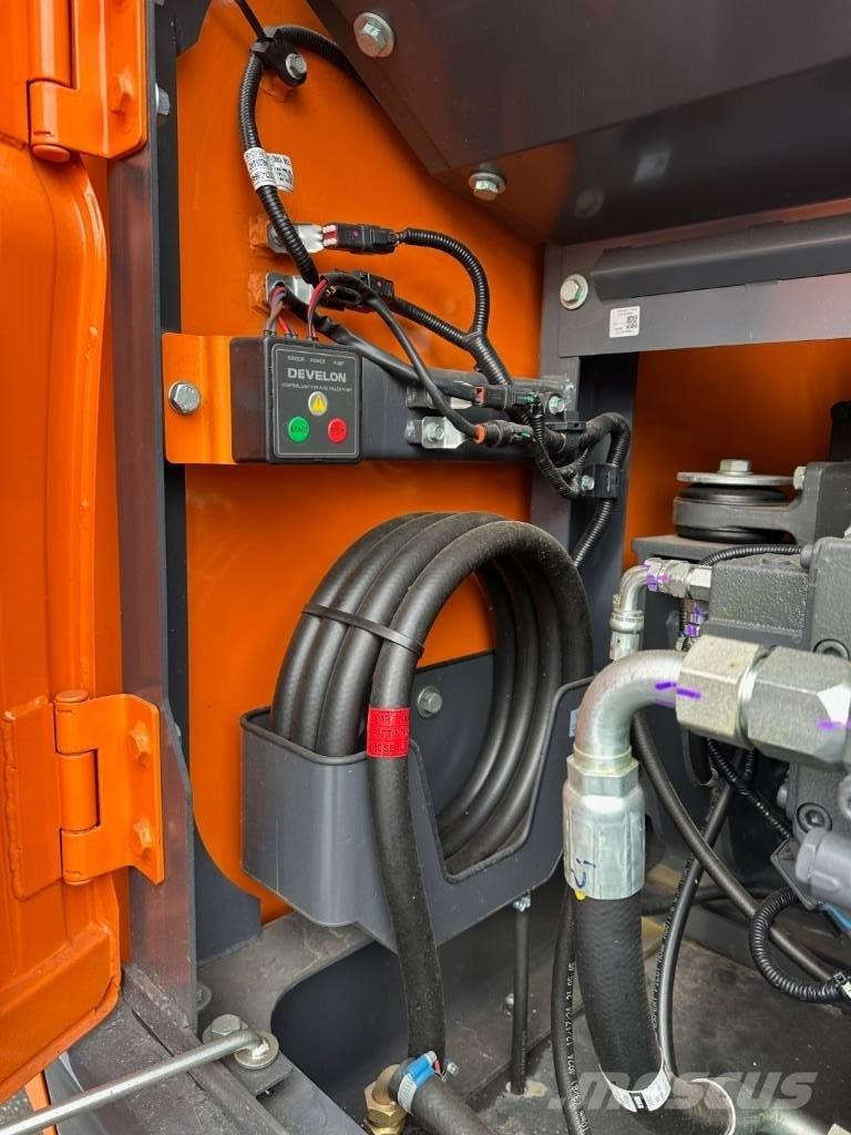 Develon DX 225 LC-7M Escavadeiras de esteiras