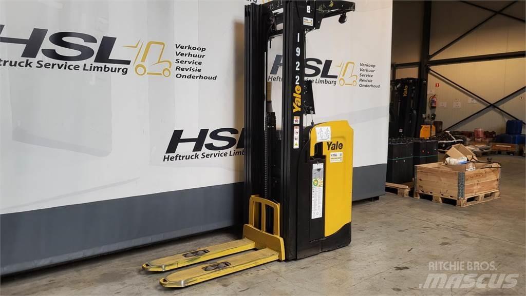 Yale MS16S 2020 Empilhador para operador externo