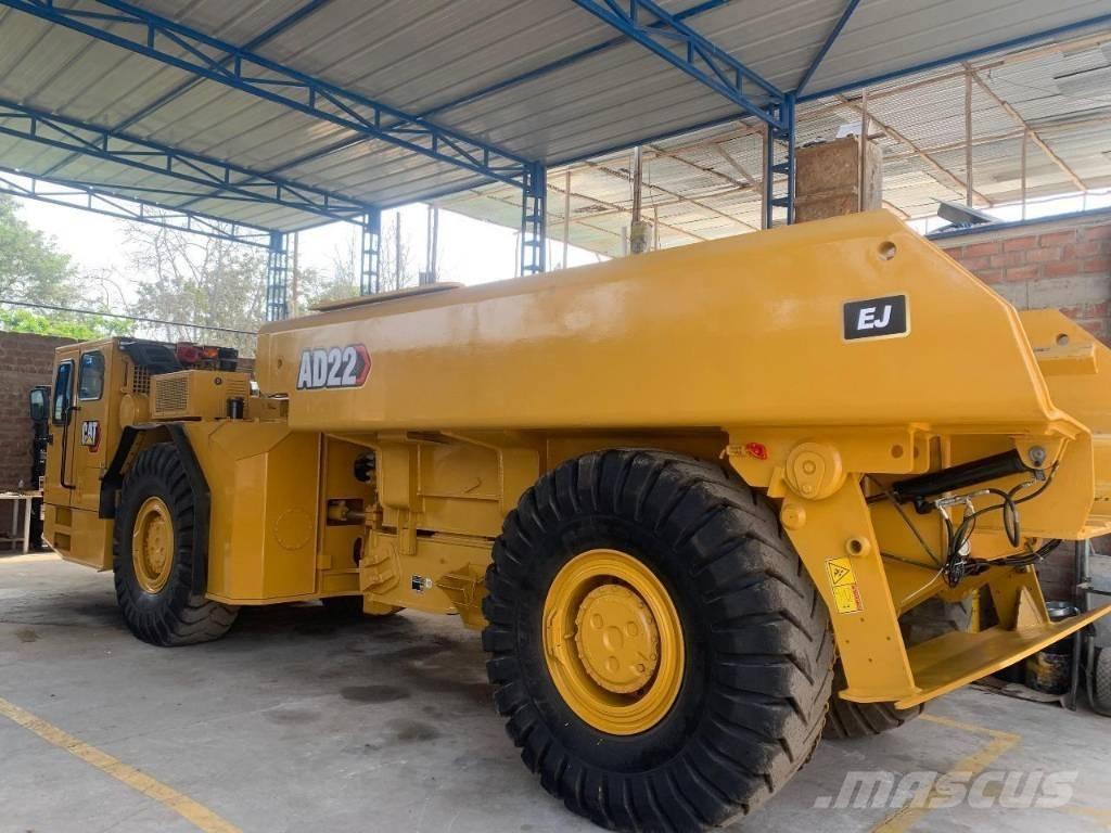 CAT AD 22 Camiões basculantes