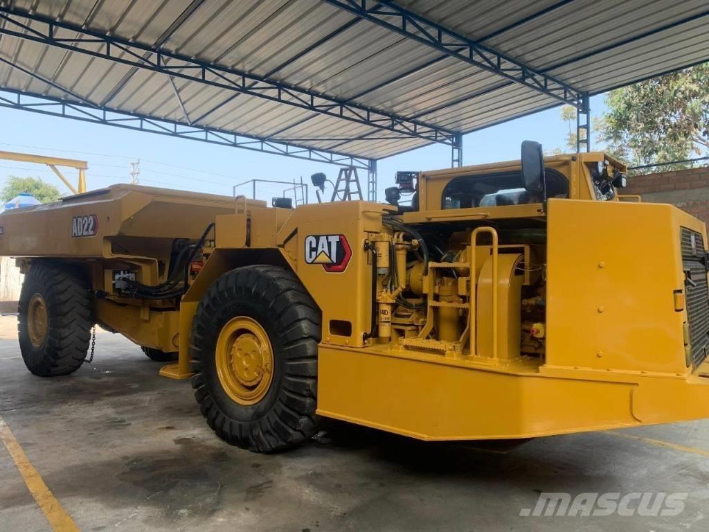 CAT AD 22 Camiões basculantes