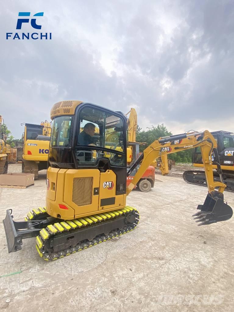 CAT 302 Escavadeiras de esteiras