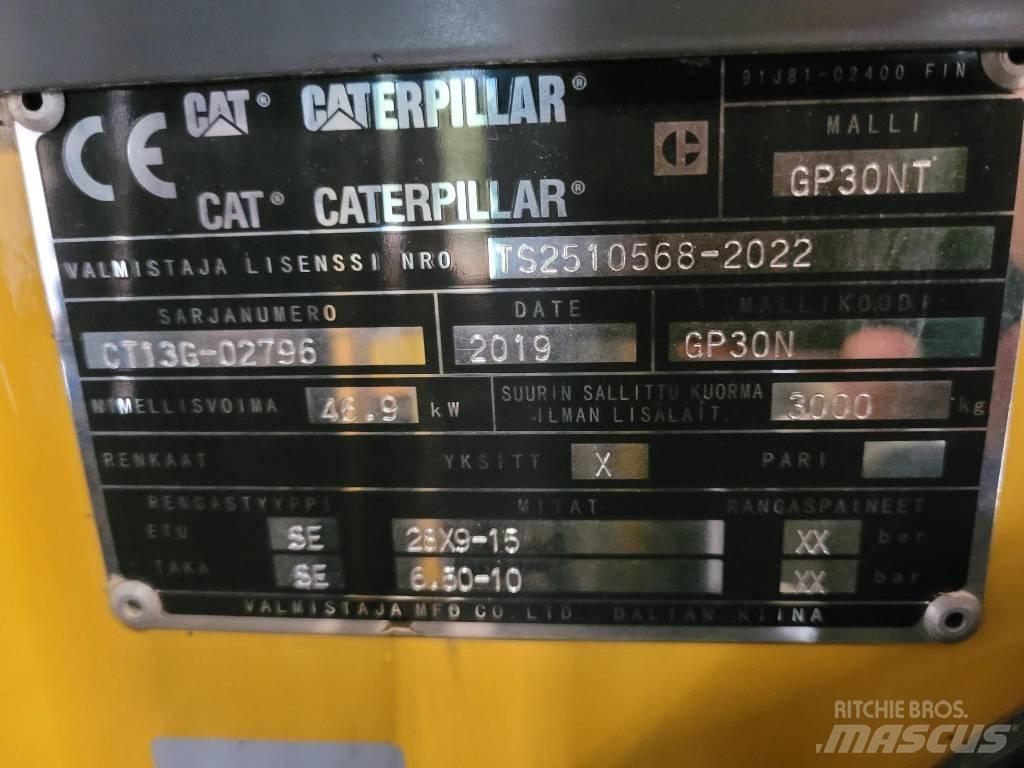 CAT GP 30 N Empilhadores a gás