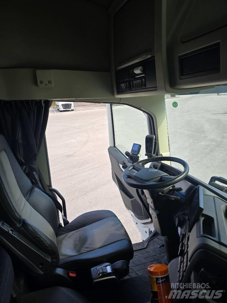 Volvo FM Electric Camiões Ampliroll