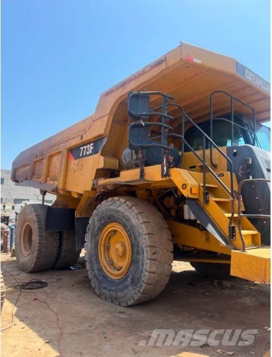 CAT 773 E Camiőes basculantes rígidos