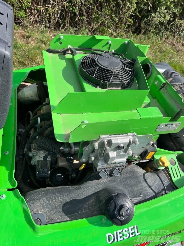 Avant 755 i Mini carregadoras