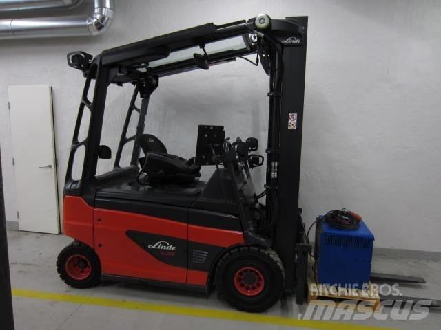Linde E25R Empilhadores eléctricos
