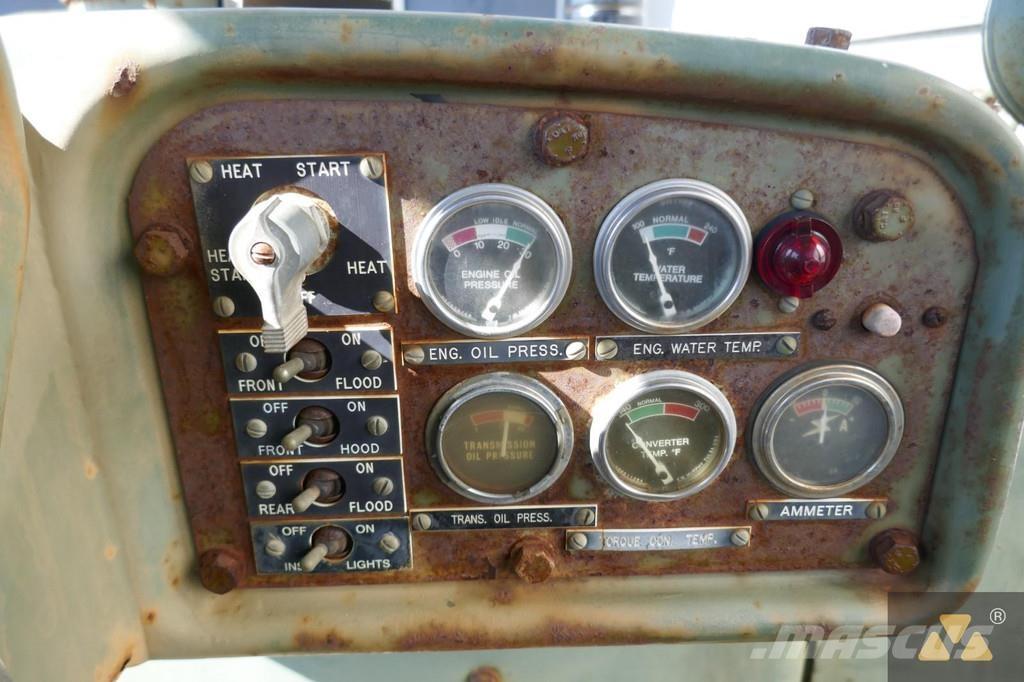 CAT D7F Ex-army Dozers - Tratores rastos