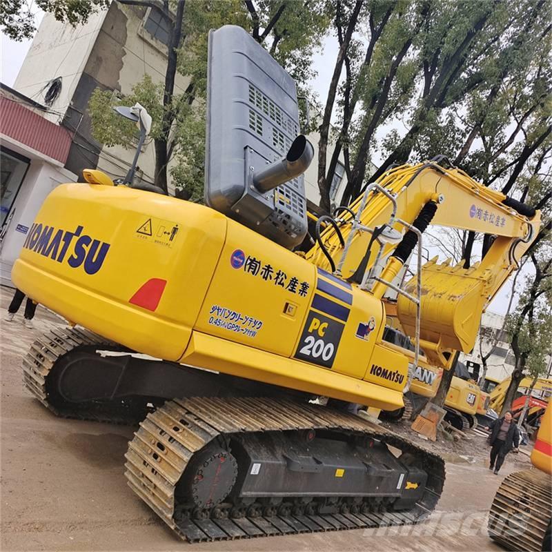 Komatsu PC 200-8 Escavadeiras de esteiras