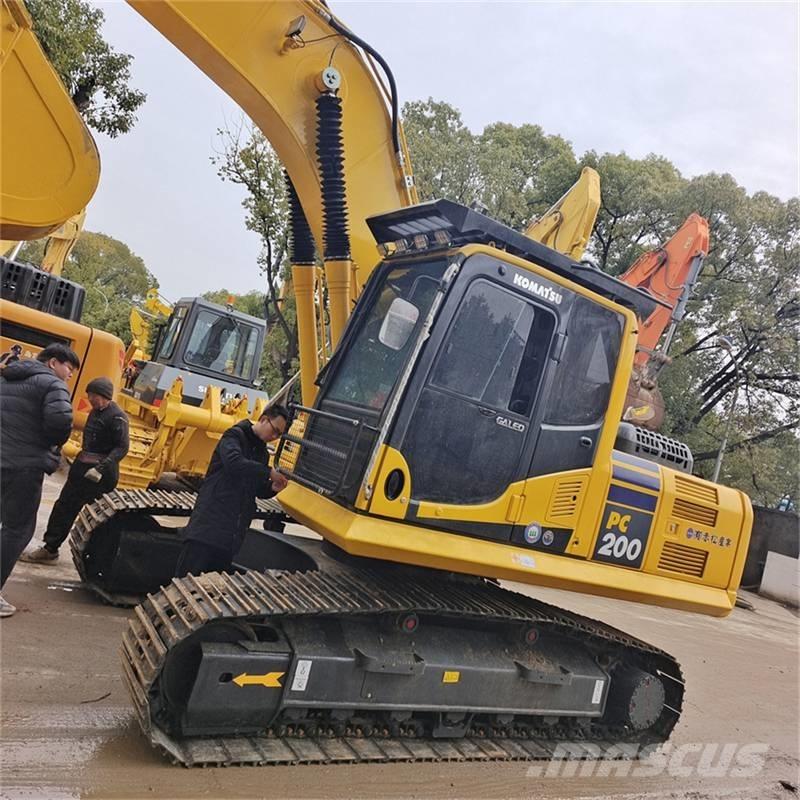 Komatsu PC 200-8 Escavadeiras de esteiras