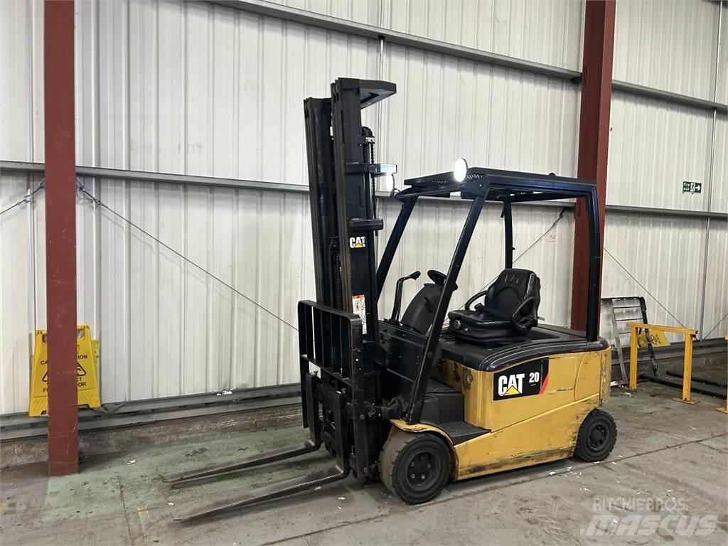 CAT EP20PN Empilhadores eléctricos