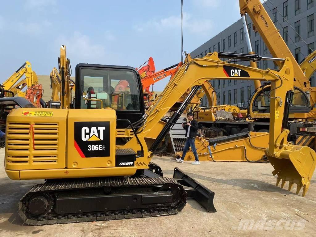 CAT 306E Miniescavadeiras