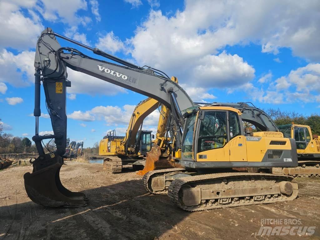 Volvo EC 220 DL Escavadeiras de esteiras