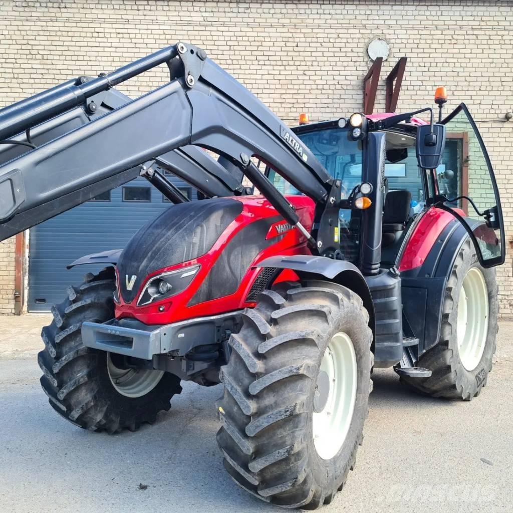 Valtra T 174 Tratores Agrícolas usados