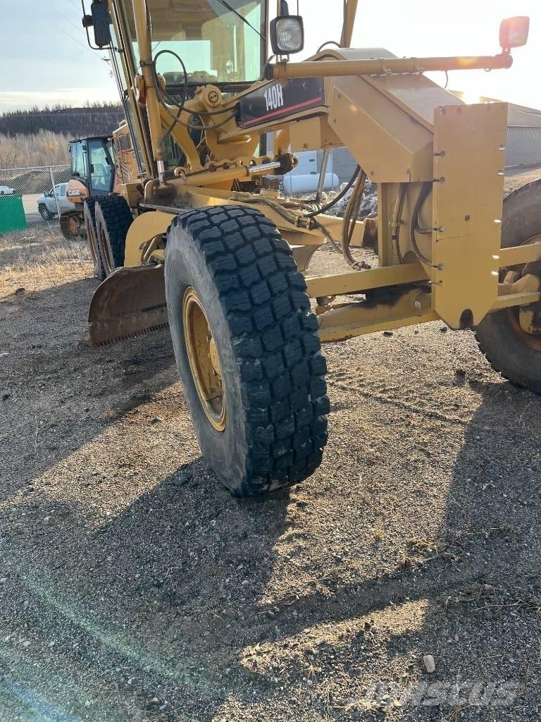 CAT 140 H Motoniveladoras