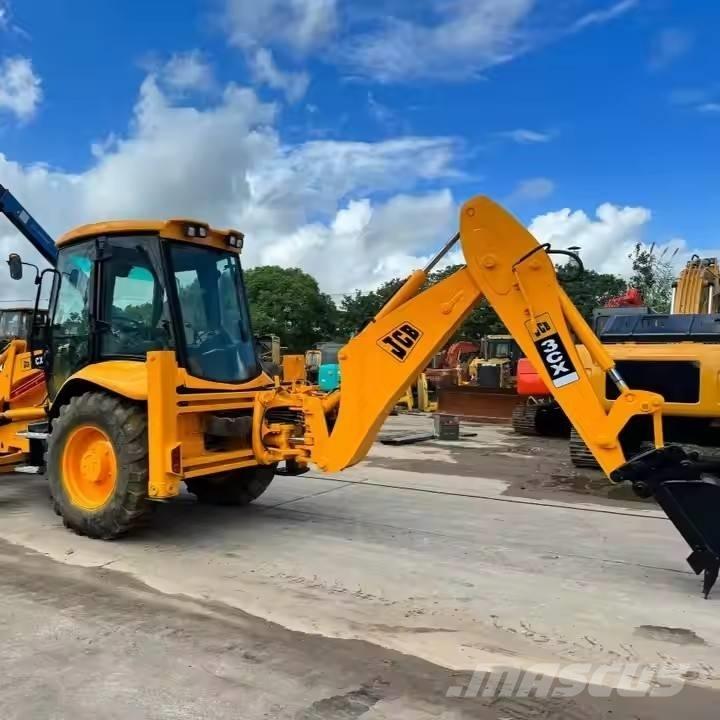 JCB 3 CX Retroescavadeiras