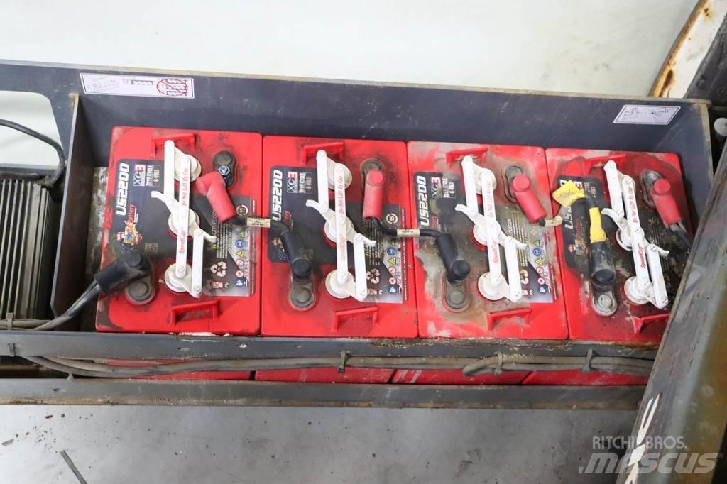 SkyJack SJ III3220 Elevadores de tesoura