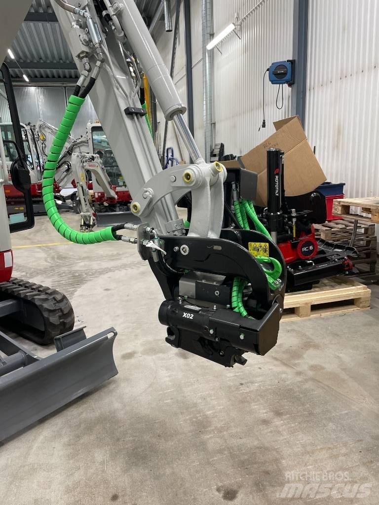 Takeuchi TB 320 Miniescavadeiras