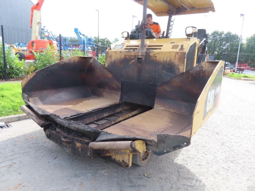 CAT AP 300 Espalhadoras de asfalto