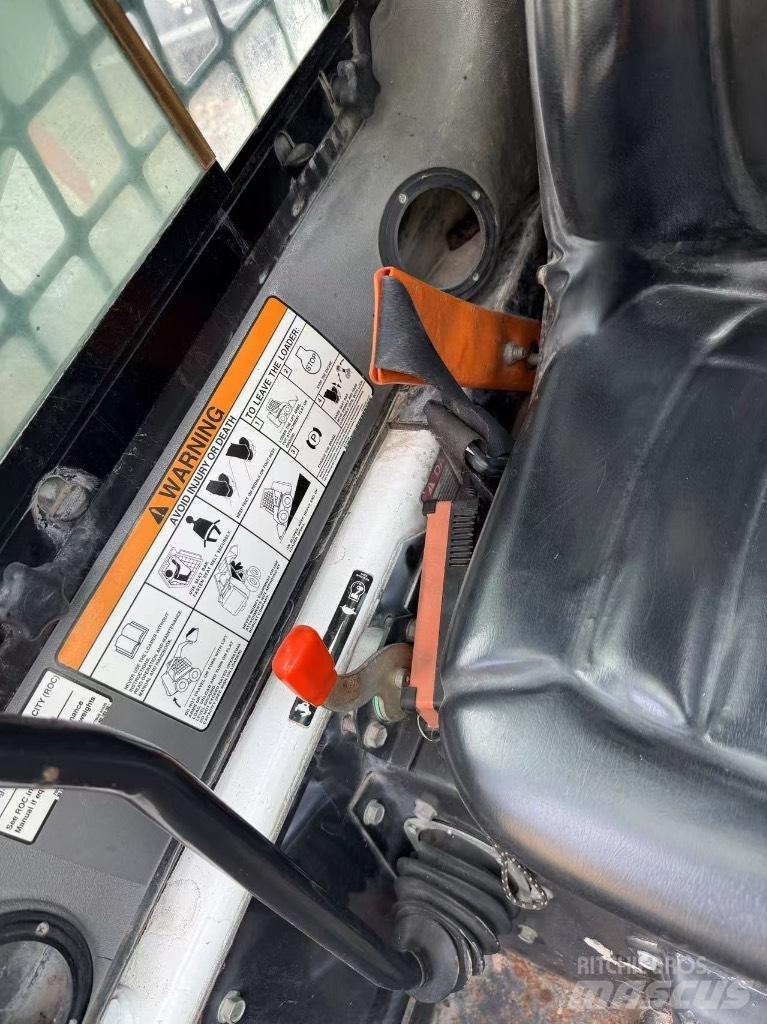 Bobcat S 300 Minicarregadeiras