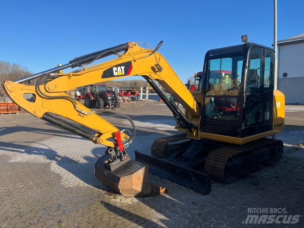 CAT 305.5 E2 Miniescavadeiras