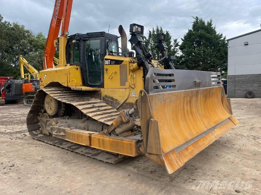 CAT D 6 T LGP Dozers - Tratores rastos