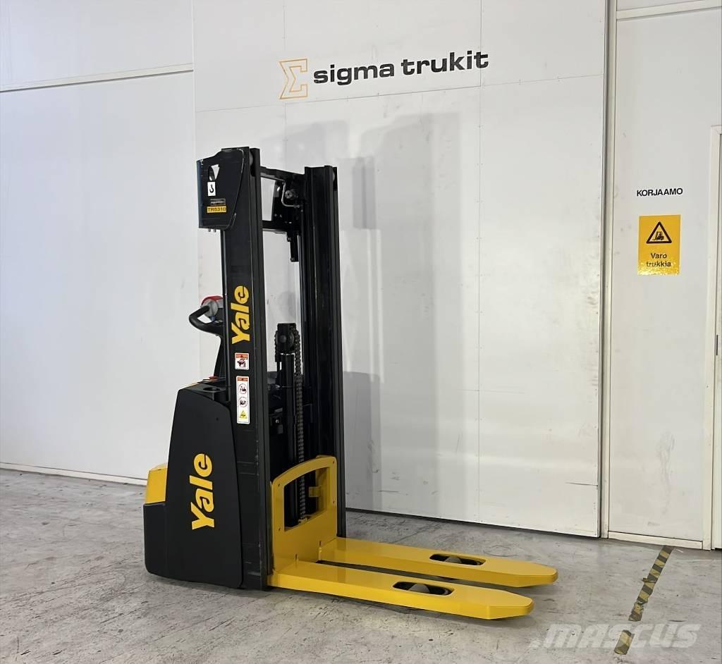 Yale MS 10 Empilhador para operador externo