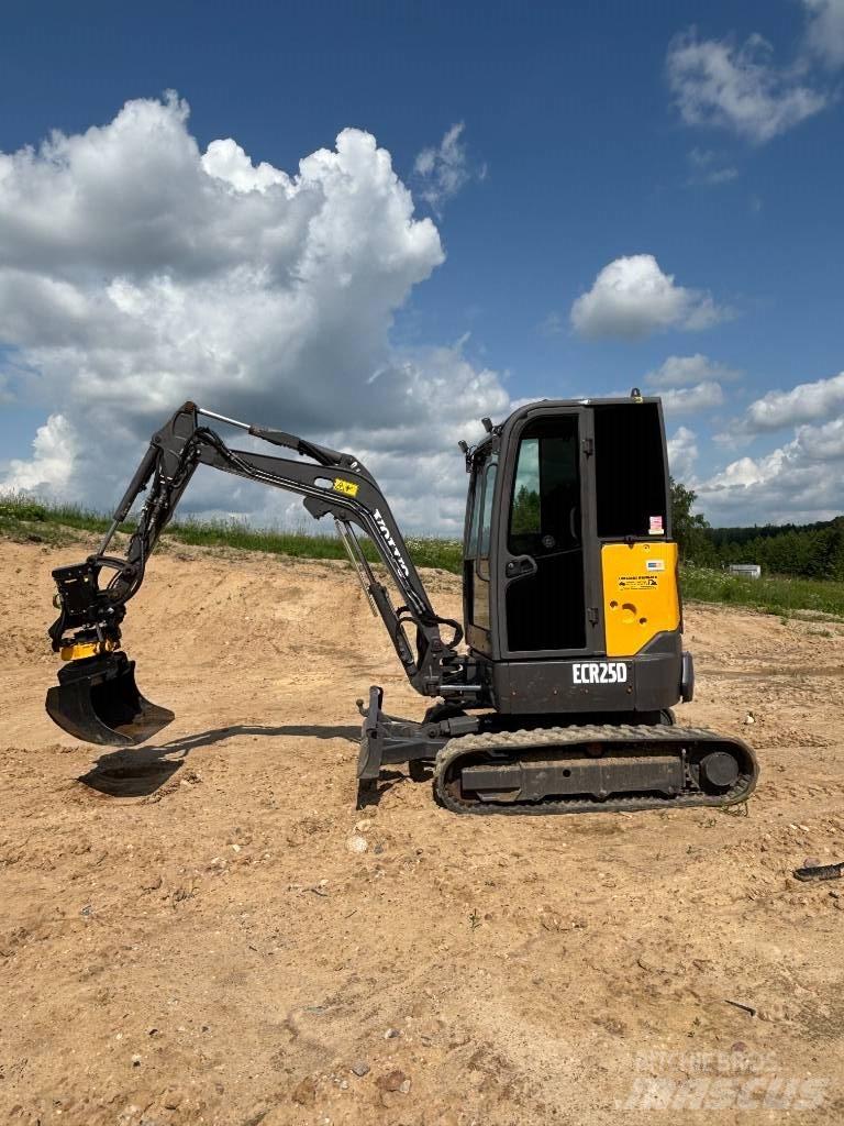 Volvo ECR 25 D Miniescavadeiras