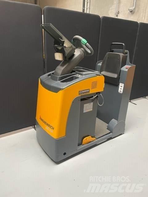 Jungheinrich EZS 130 Tractores de reboque