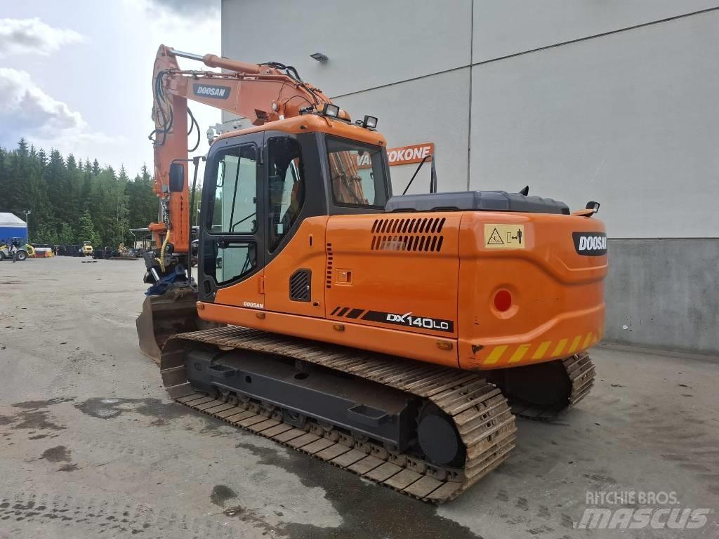 Doosan DX 140 LC Escavadeiras de esteiras