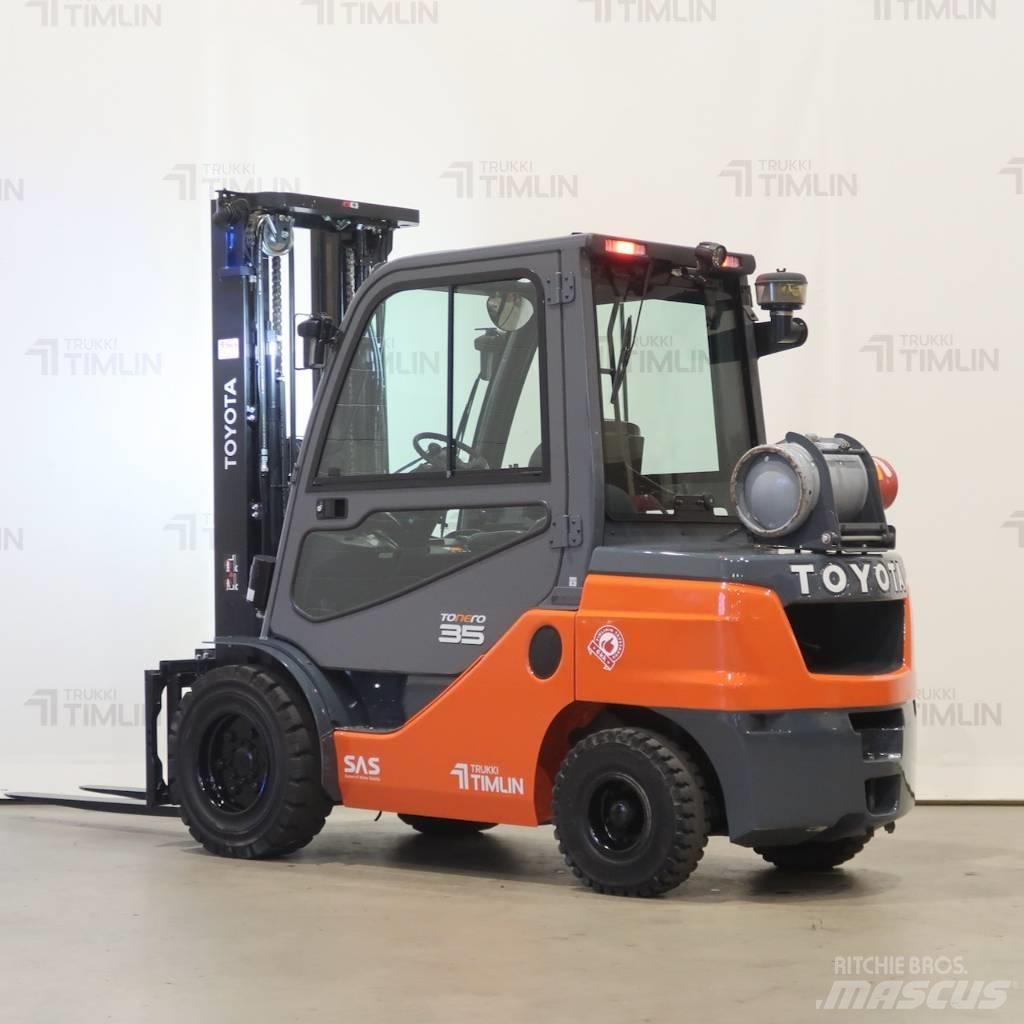 Toyota 02-8FGJF35 Empilhadores a gás