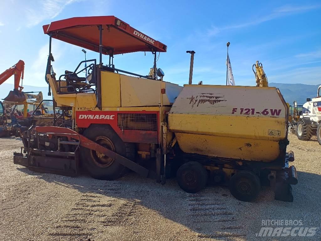 Dynapac F 121-6W Espalhadoras de asfalto