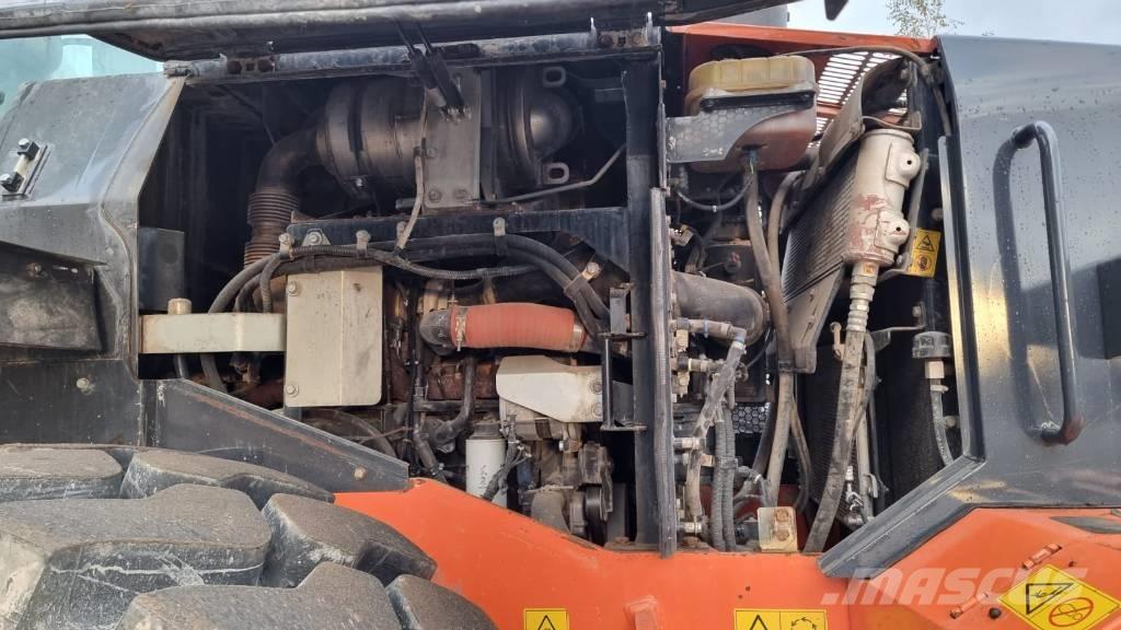 Hitachi ZW 220-6 Carregadeiras de rodas