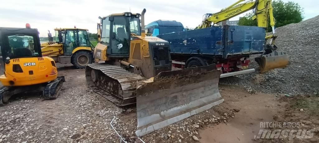 CAT D 6 K LGP Dozers - Tratores rastos