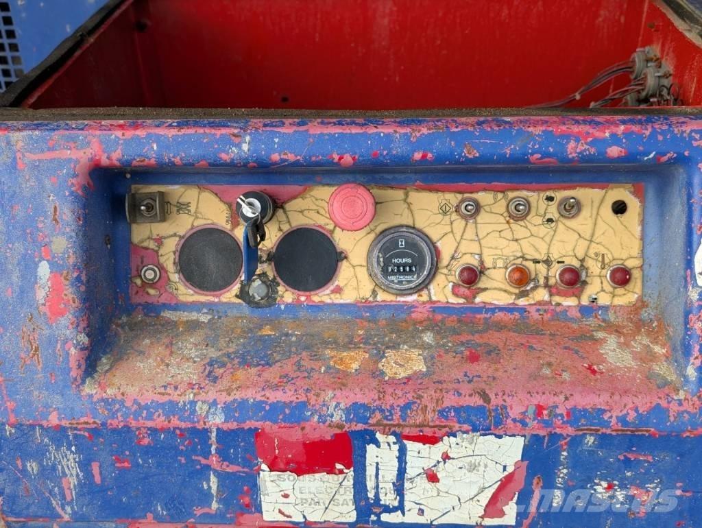 Manitou 120 DLX Plataformas de braço compactas auto-propulsão