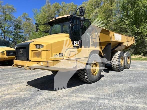 CAT 730 Caminhões articulados