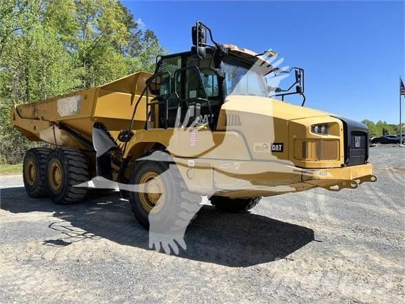 CAT 730 Caminhões articulados