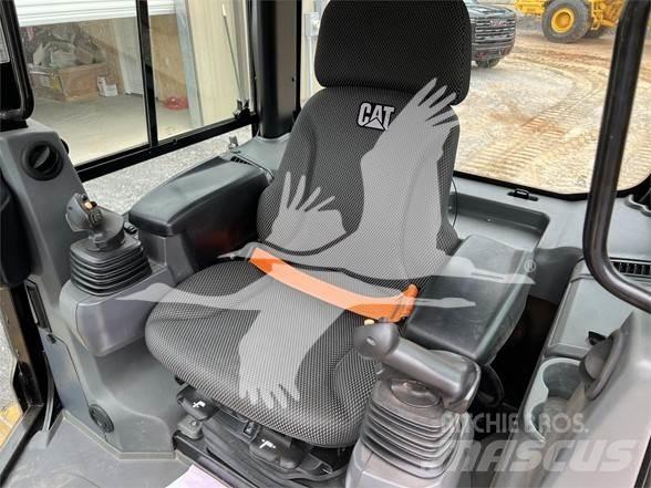 CAT D3 LGP Dozers - Tratores rastos