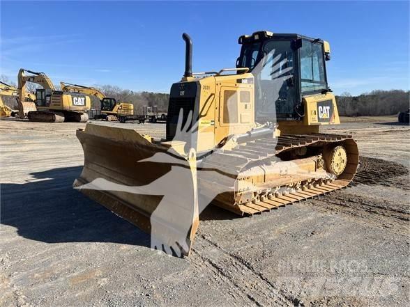 CAT D6K2 LGP Dozers - Tratores rastos