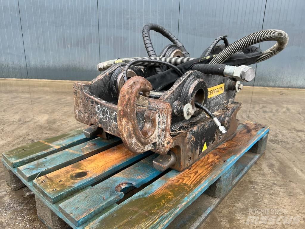 OilQuick OQ80 - M322D Uniőes rápidas