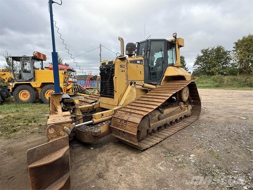 CAT D6N LGP Dozers - Tratores rastos