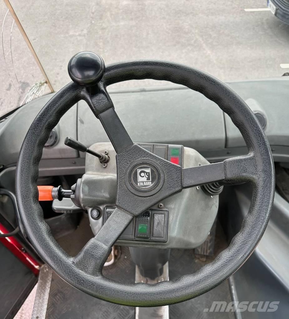 Kalmar TR 618 i Tractores terminais