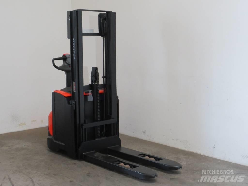 BT SWE 140 Empilhador para operador externo