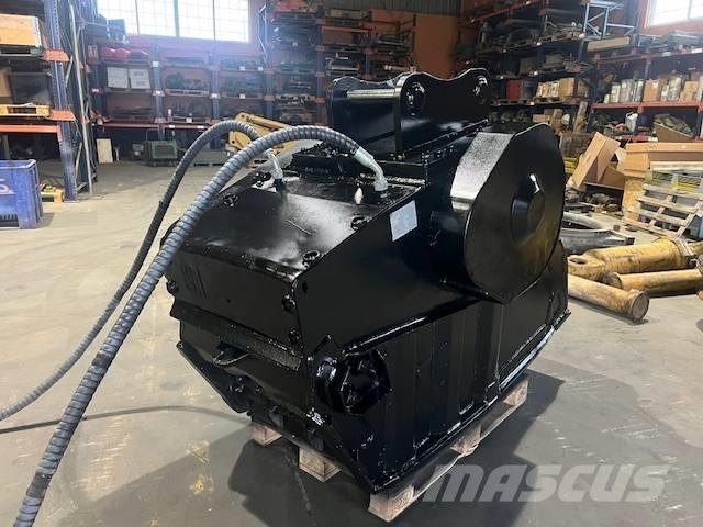 MB Crusher BF 70.2 Baldes britadores