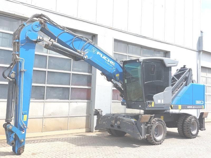 Fuchs MHL 320 F Manipuladores de lixo / indústia