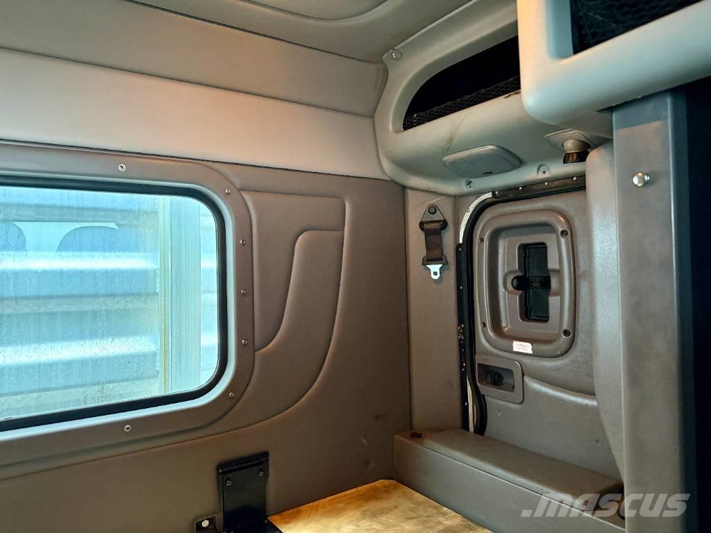 Peterbilt 388 Cavalos Mecânicos