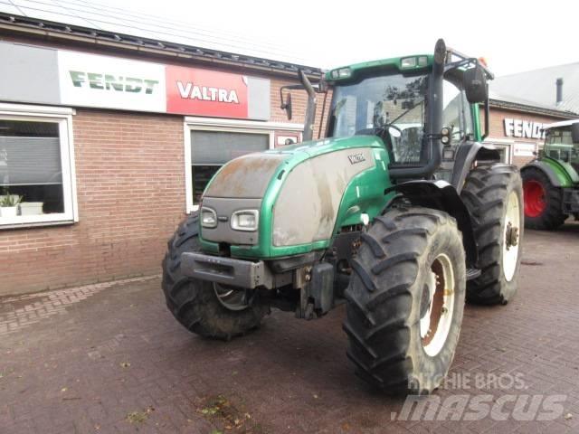 Valtra T190 Tratores Agrícolas usados