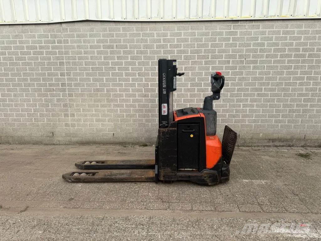 BT SWE200D Empilhador para operador externo