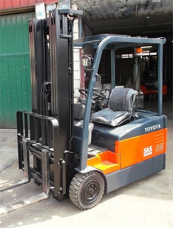 Toyota 7 FBEF 15 Empilhadores eléctricos