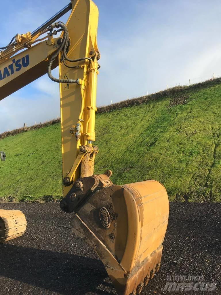 Komatsu PC210-11 Escavadeiras de esteiras